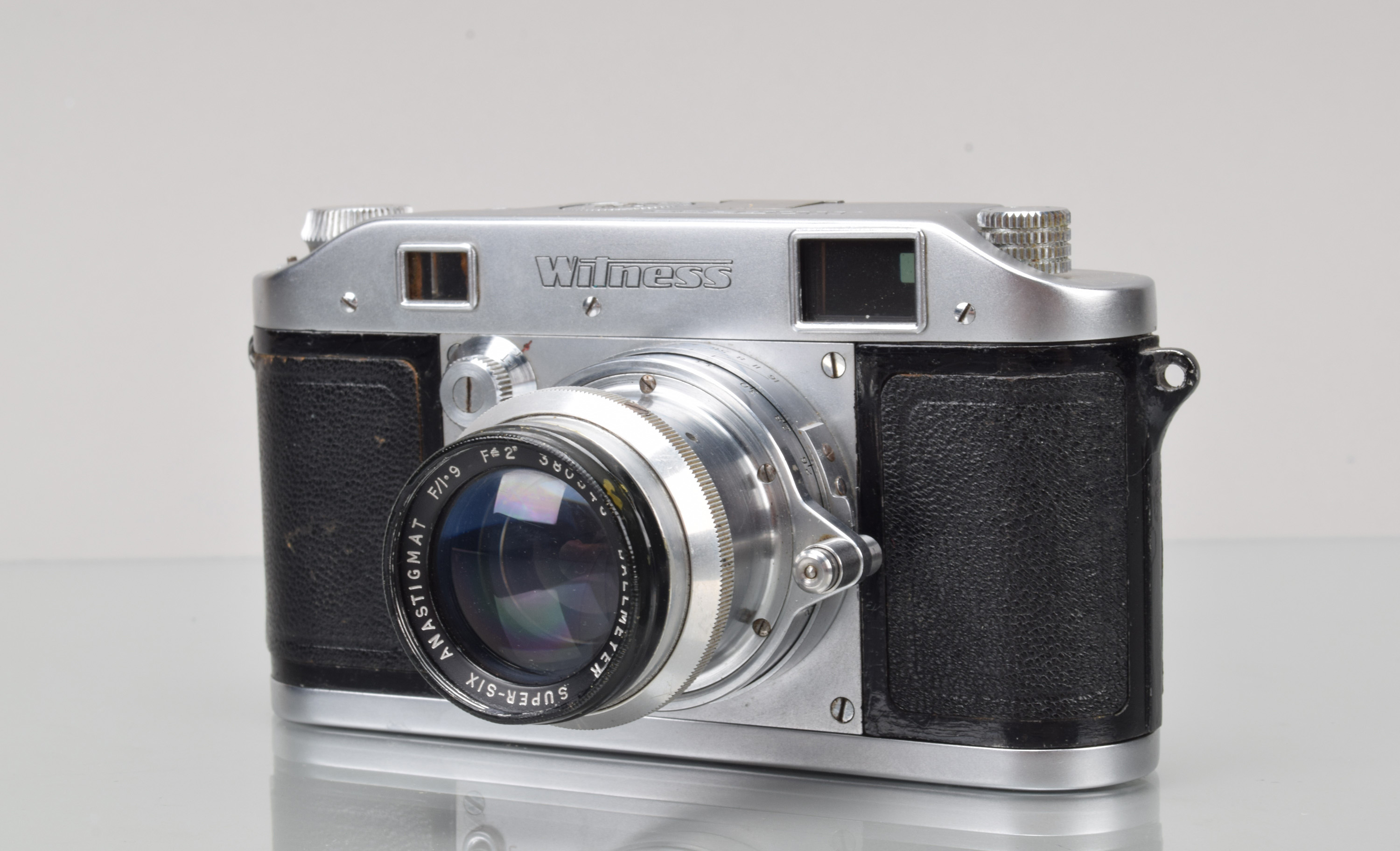 Photographica & Cameras Auction