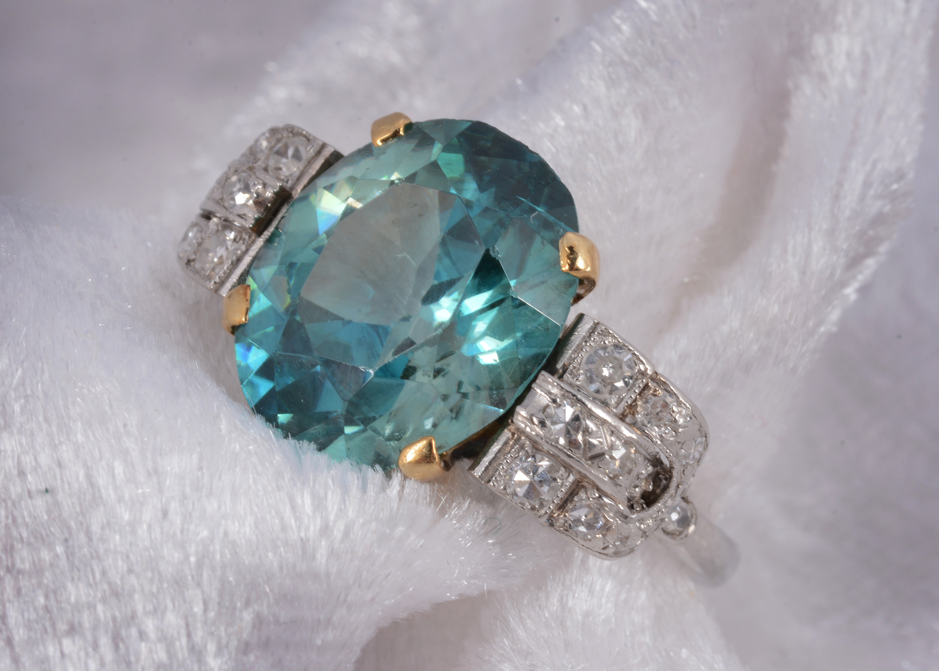 Jewellery & Silver Auction