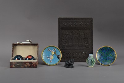 Lot 505 - A collection of Chinese items