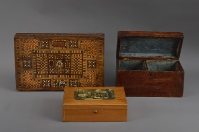 Lot 586 - A collection of three 19th century and later boxes