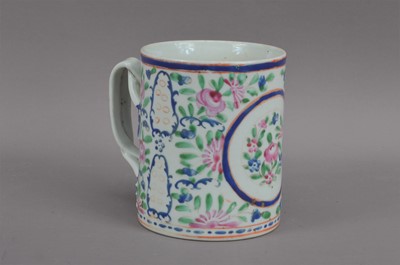 Lot 604 - A 19th century Chinese porcelain tankard