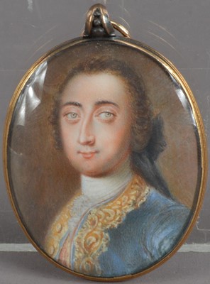 Lot 804 - An 18th century Portrait miniature locket on ivory of a Georgian man