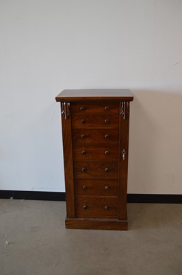 Lot 871 - A 20th century mahogany Wellington chest