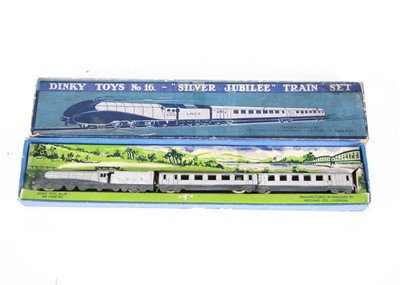 Lot 24 - A Pre-War Dinky Toys 16 Silver Jubilee Train Set