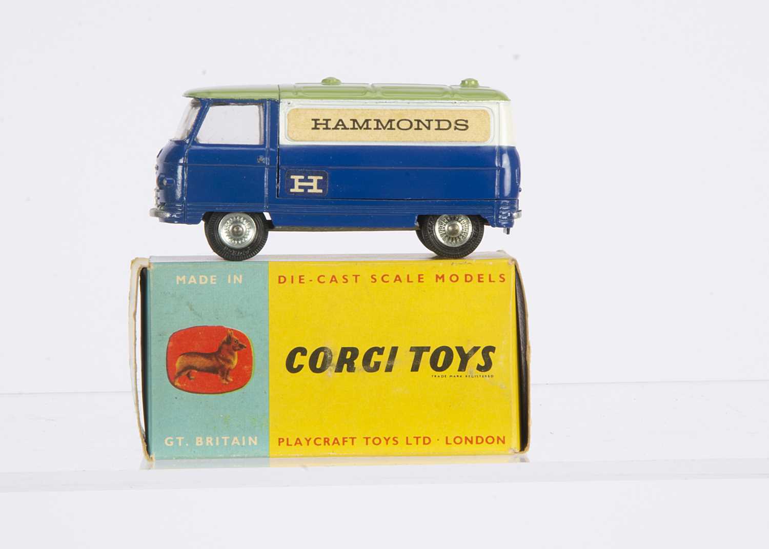 Lot 64 - A Corgi Toys 462 'Hammonds' Commer Van