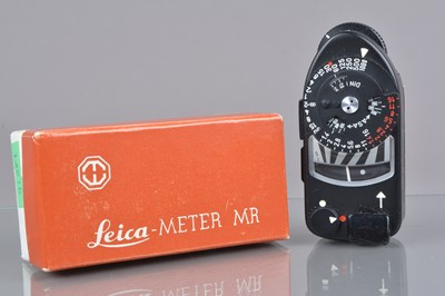 Lot 605 - A Leica MR Light Meter