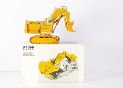 Lot 114 - 1:50 Scale NZG Modelle Demag Hydraulic Excavator
