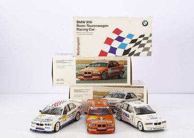 Lot 378 - UT Models 1:18 Dealer Editions