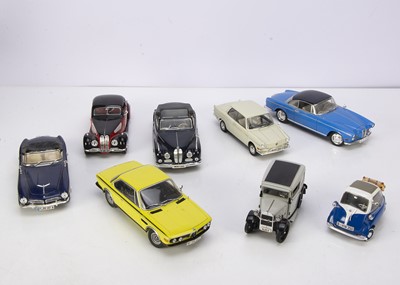 Lot 385 - 1:18 Vintage BMW'S