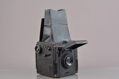 Lot 140 - An Ensign Special Reflex Camera