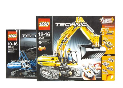 Lot 569 - Lego Technic Crawler Crane and Excavator