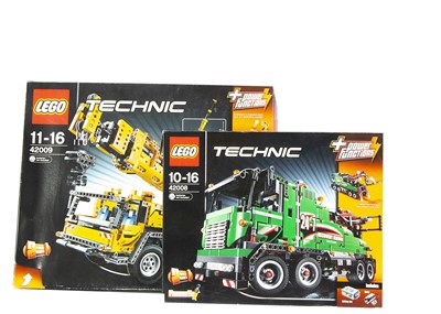 Lot 575 - Lego Technic Mobile Crane and Recovery Truck