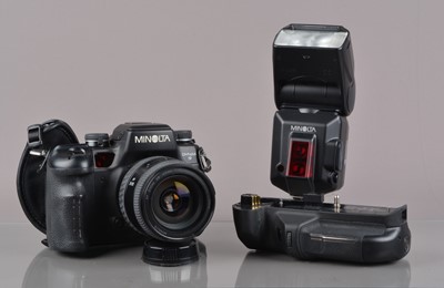 Lot 180 - A Minolta Dynax 9 SLR Camera