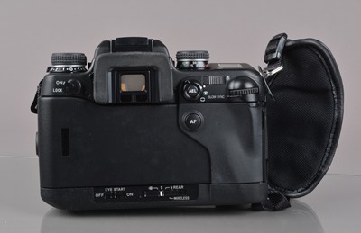 Lot 180 - A Minolta Dynax 9 SLR Camera