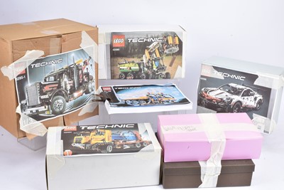 Lot 584 - Lego Technic and Other Lego