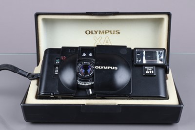 Lot 186 - An Olympus XA Compact Camera
