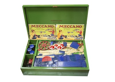 Lot 634 - A Meccano No 10 Set with a new wooden box and trays built in traditional style