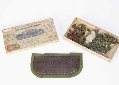 Lot 733 - Boxed Britains pre WW2 Miniature Gardening Series set 16MG flower bed with flowers