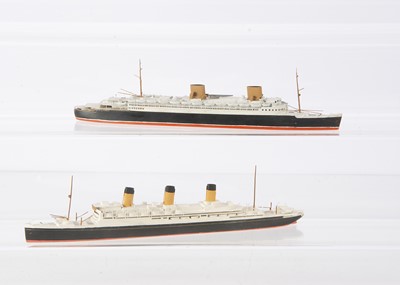 Lot 790 - Modern 1:1200 Waterline Ship Model Liners