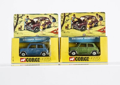 Lot 124 - Corgi Toys 334 Mini Cooper 'Magnifique'