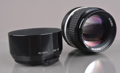 Lot 238 - A Nikon Nikkor 85mm f/2 AI-S Lens