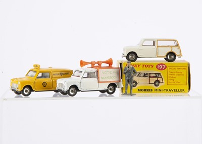 Lot 201 - Dinky Toys 197 Morris Mini Traveller