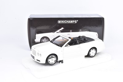 Lot 416 - Minichamps 1:18 Scale Bentley Azure 2006