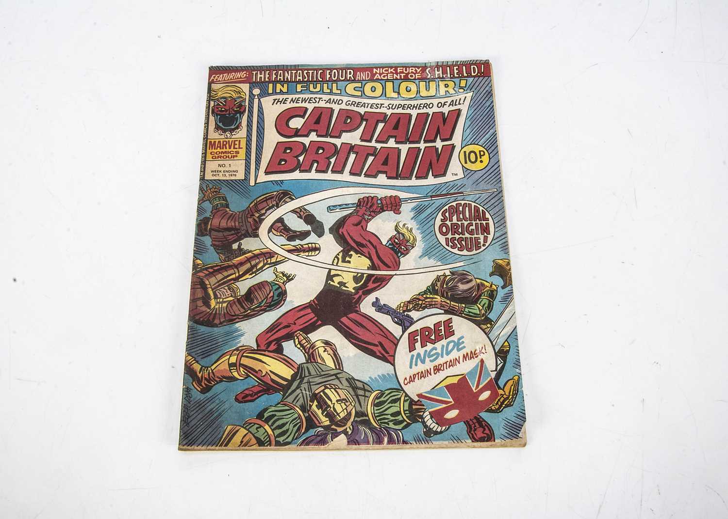 Lot 550 - Marvel UK Captain Britain Comic No 1 1976