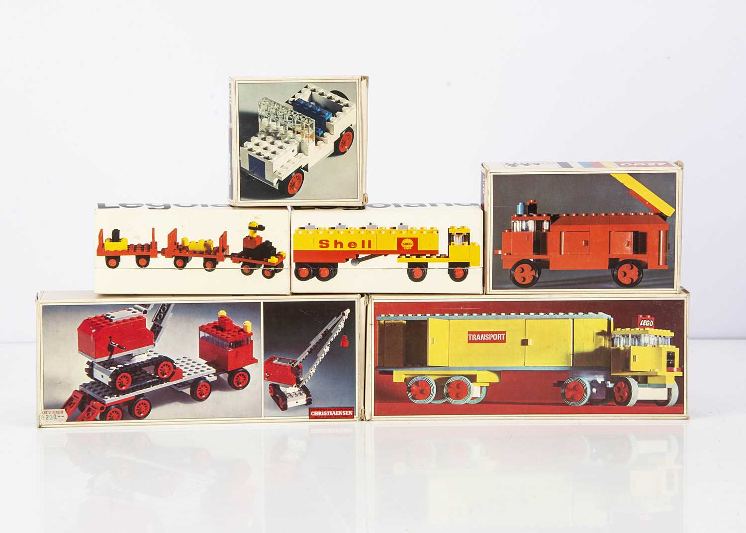 Lot 600 - 1960'S-1970'S Lego Vehicle Construction Sets