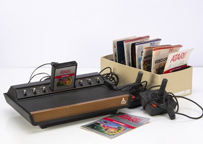 Lot 642 - Atari 2600 'Woody' Video Game Console