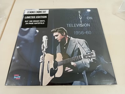 Lot 8 - Elvis Presley LP