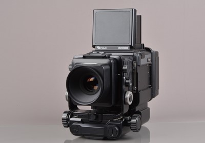 Lot 353 - A Fuji GX680 Pro 6x8 Camera