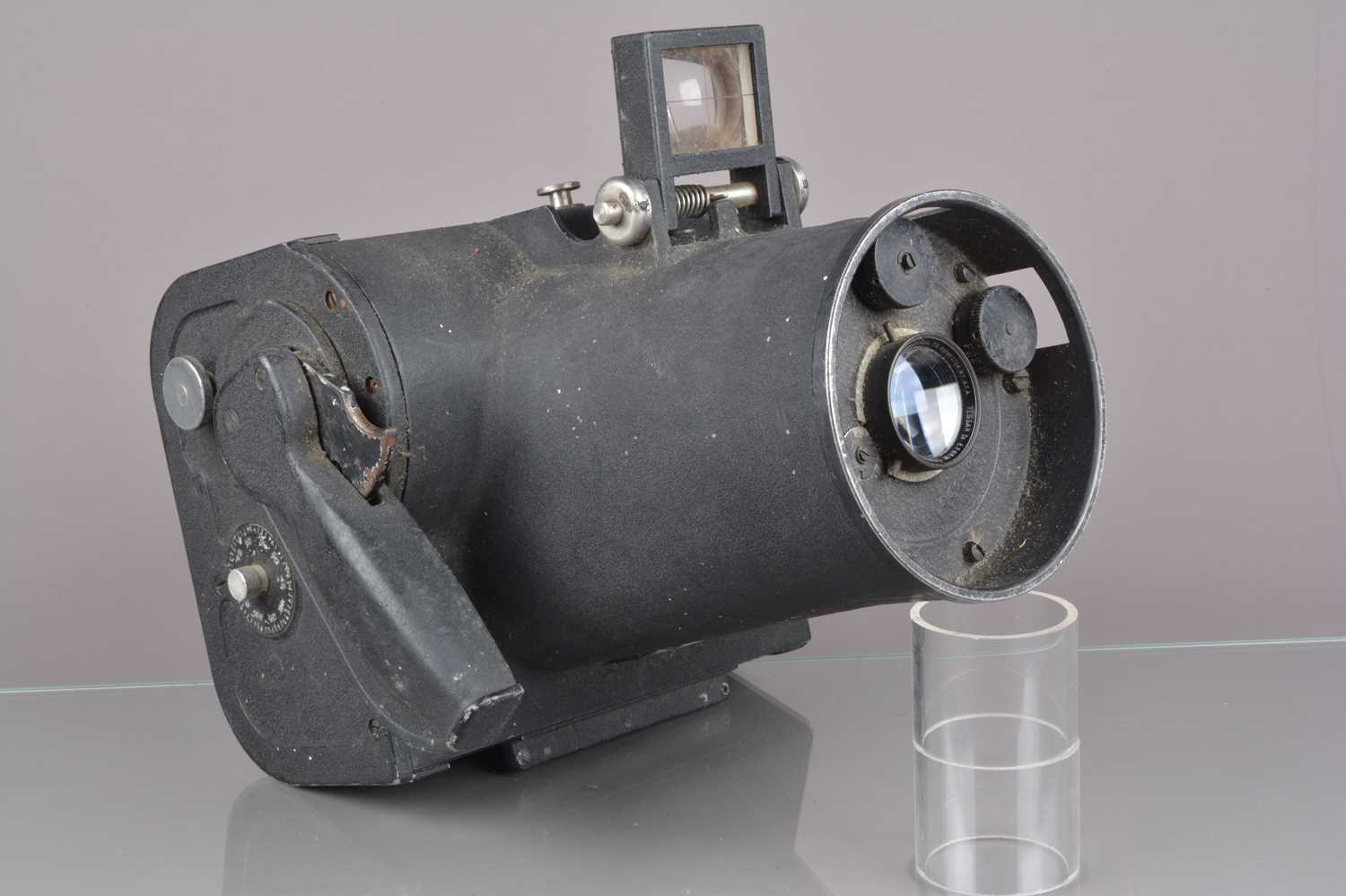 Lot 131 - A Fairchild K-20 Aircraft Camera