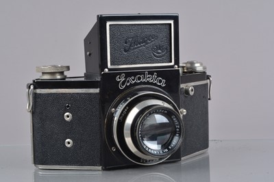 Lot 145 - An Ihagee Exakta B SLR Camera