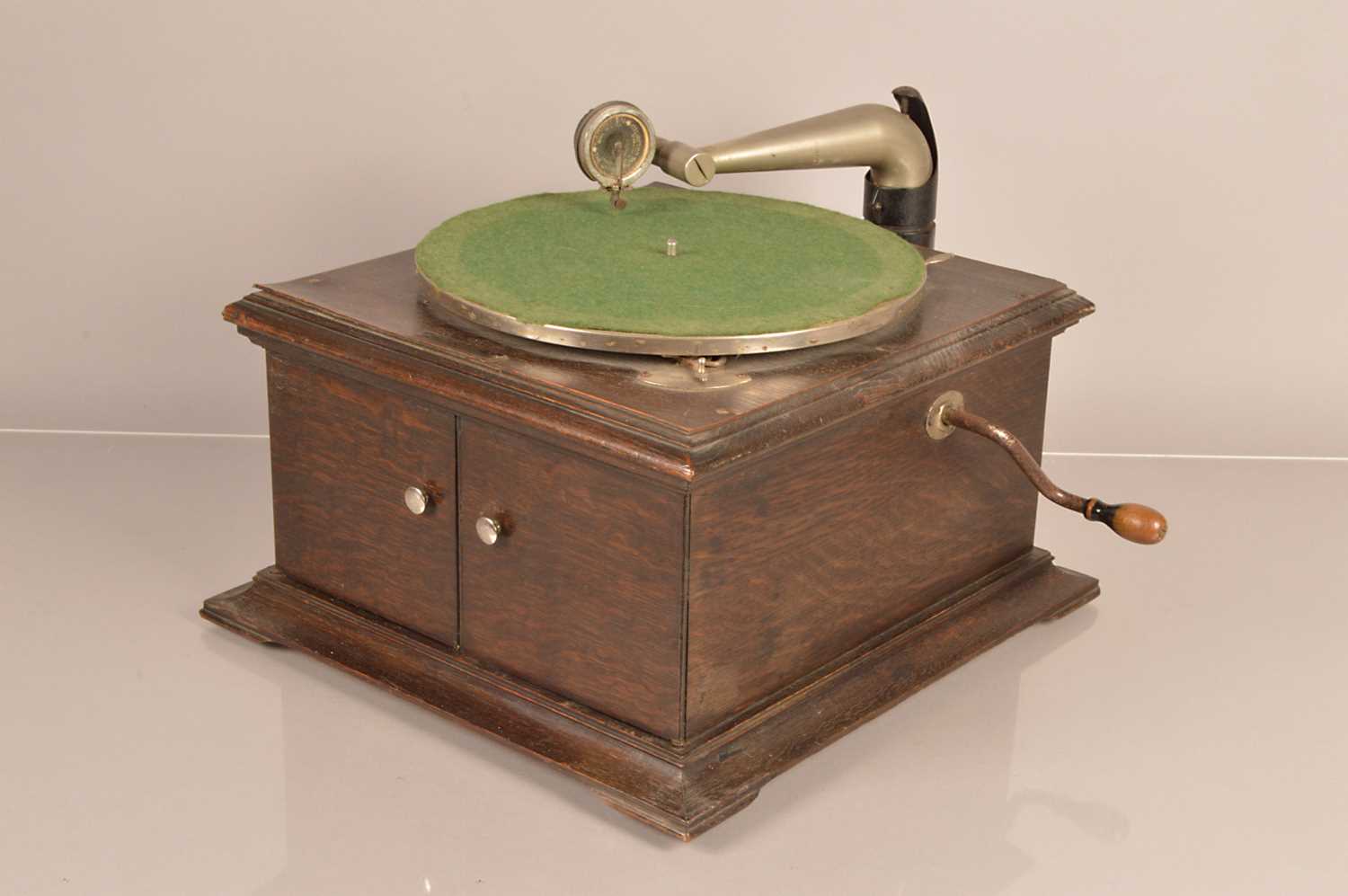 Lot 12 - Hornless gramophone