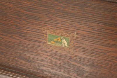 Lot 12 - Hornless gramophone