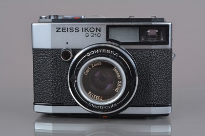 Lot 170 - A Zeiss Ikon S 310 Camera