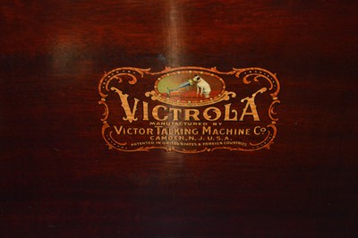 Lot 34 - Part Victrola