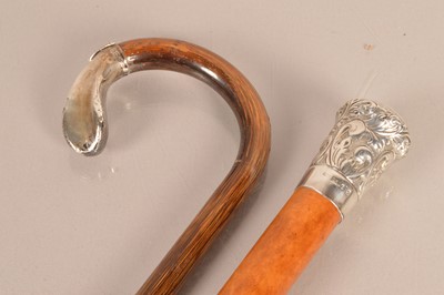 Lot 96 - A silver topped Malacca walking cane