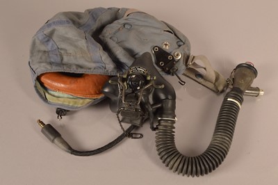 Lot 549 - A Type G Flying Helmet