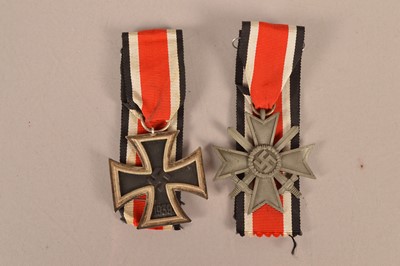 Lot 559 - A WWII Iron Cross