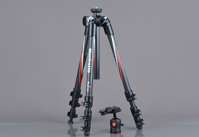 Lot 251 - A Manfrotto MKBFRC4-BH Befree Carbon Fibre Tripod