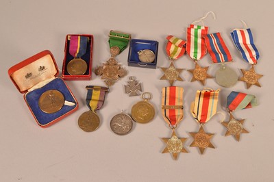 Lot 667 - A collection of WWII medals