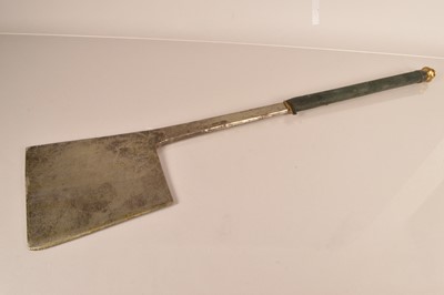 Lot 753 - A military issue Elwell axe
