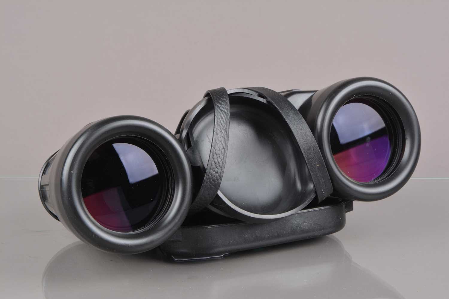 Lot 271 - A Pair of Zeiss 7x50B T* Marine Binoculars