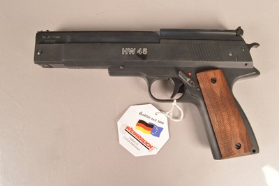 Lot 895 - A Weihrauch HW45 air pistol