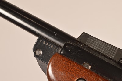 Lot 932 - A BSA Meteor Mk V .22 Break Barrel rifle