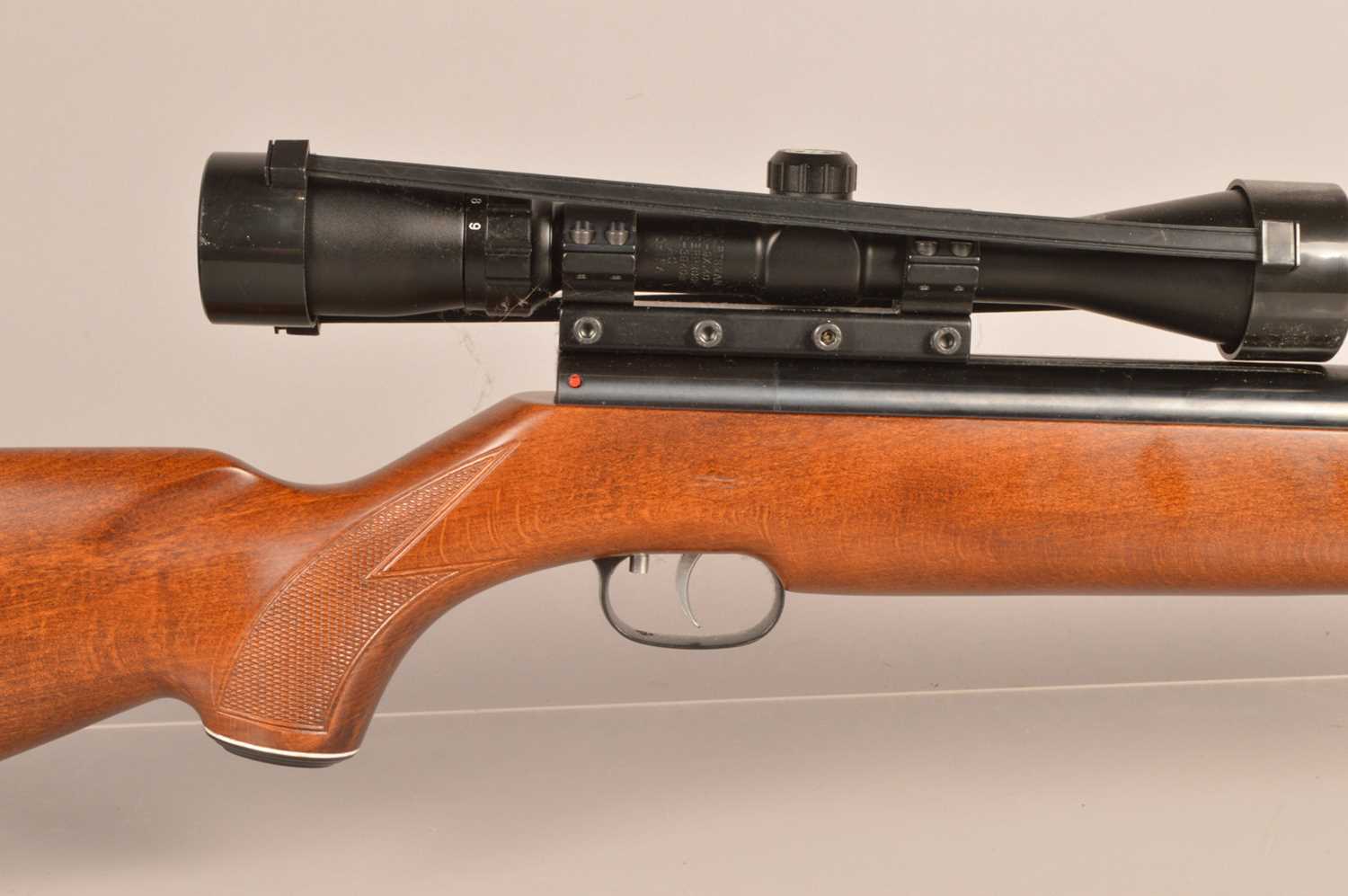 Lot 950 - A Weihrauch HW77K .22 Under Lever Air Rifle