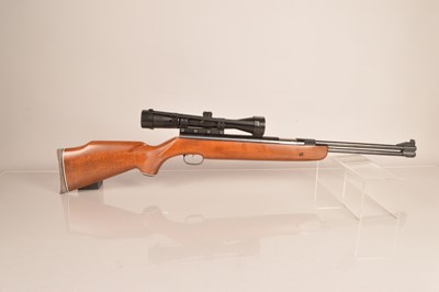 Lot 950 - A Weihrauch HW77K .22 Under Lever Air Rifle