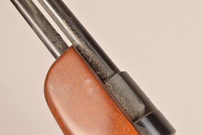 Lot 950 - A Weihrauch HW77K .22 Under Lever Air Rifle